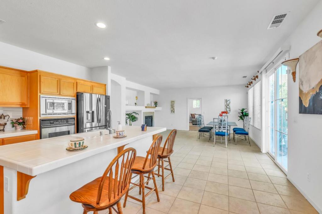 4708 Shetland Court Property Photo 15