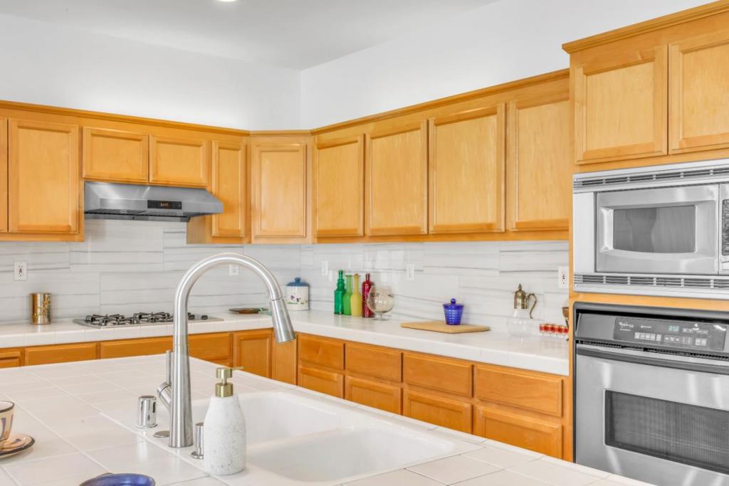 4708 Shetland Court Property Photo 19