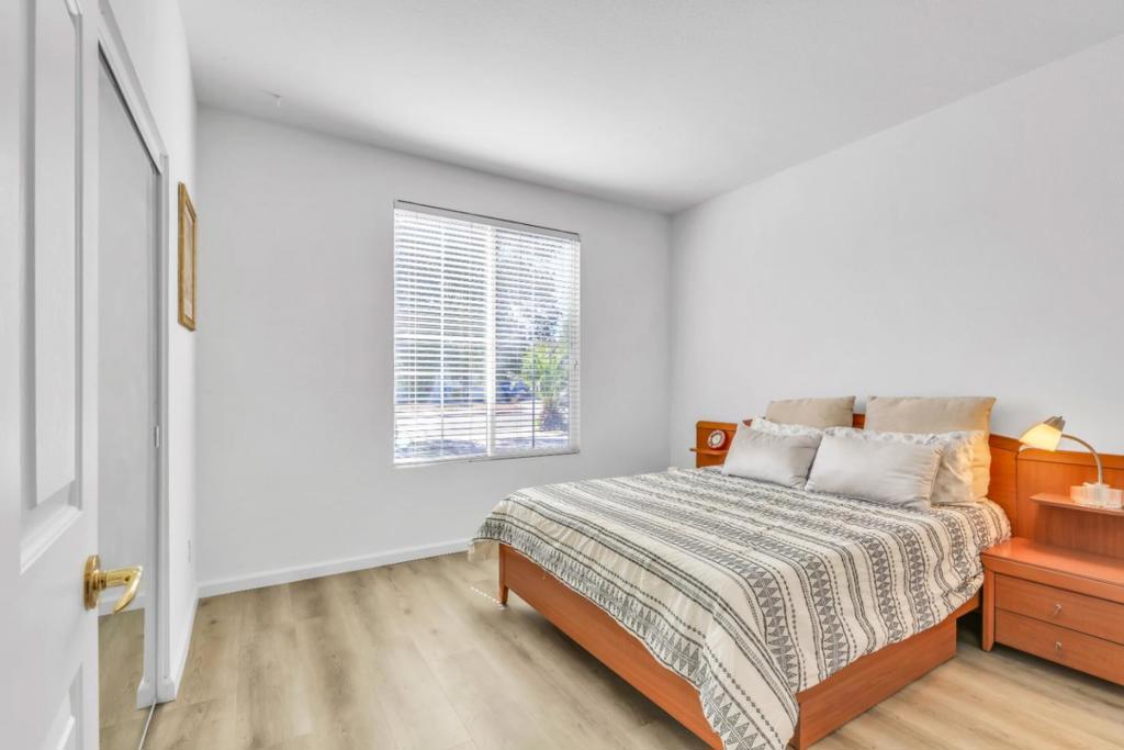 4708 Shetland Court Property Photo 35
