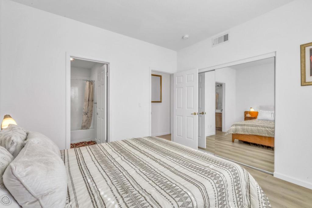4708 Shetland Court Property Photo 36