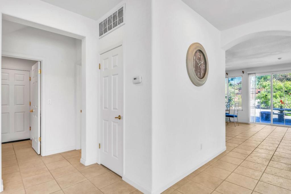 4708 Shetland Court Property Photo 41