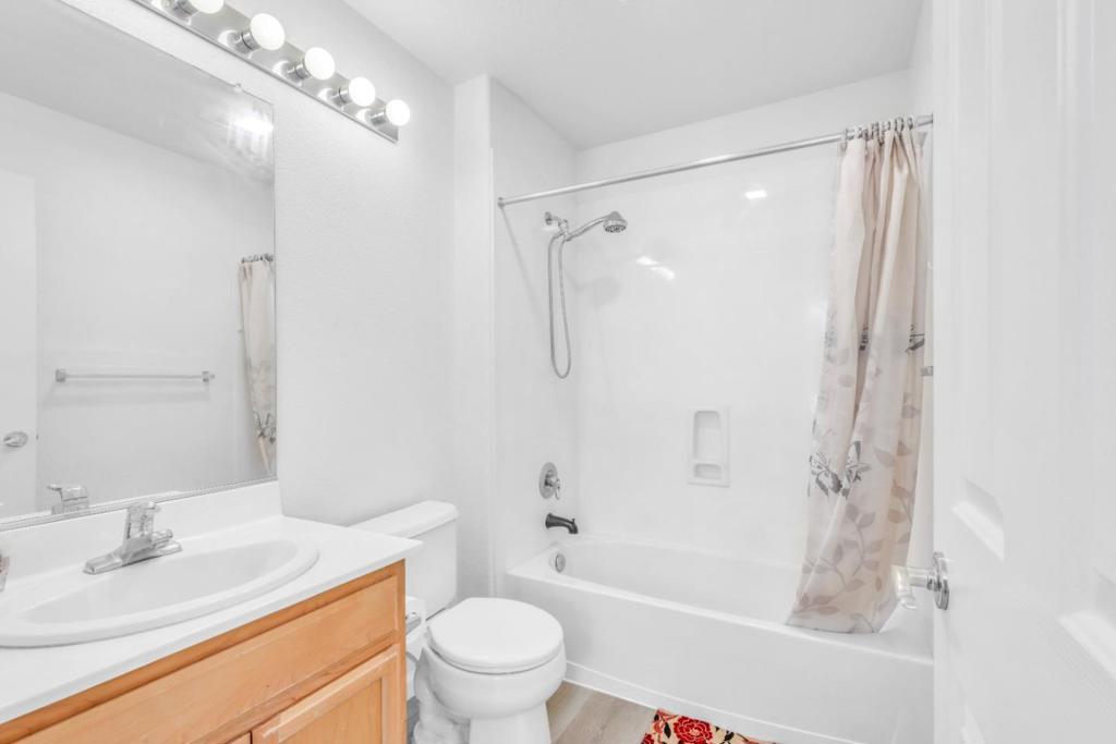 4708 Shetland Court Property Photo 47