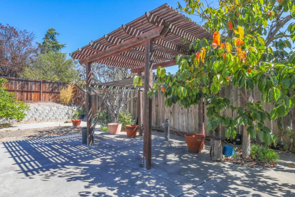 4708 Shetland Court Property Photo 54