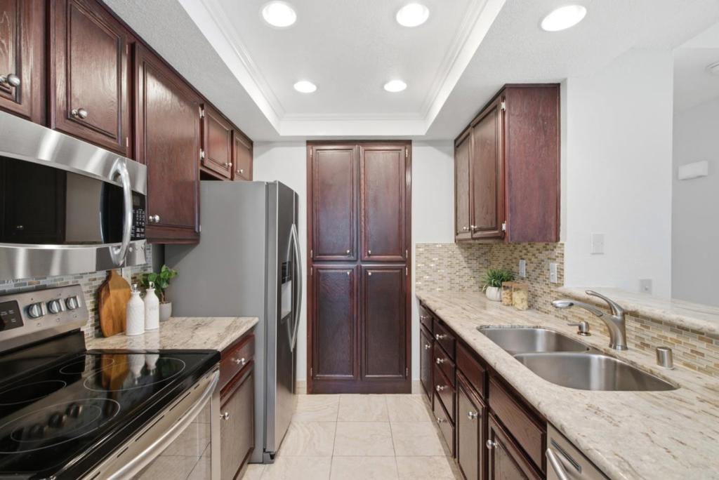 6386 Buena Vista Drive B Property Photo 9