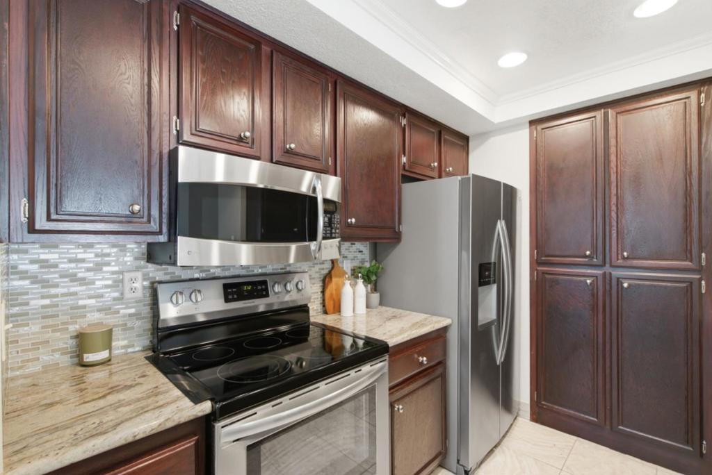 6386 Buena Vista Drive B Property Photo 10