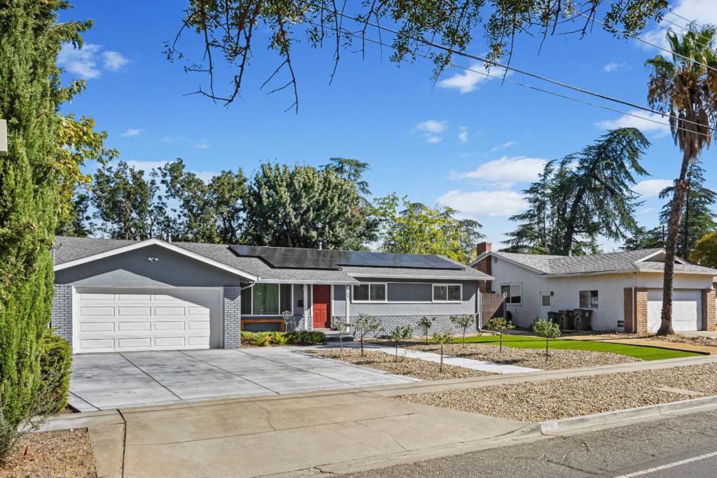 ML82060674 Property Photo 3