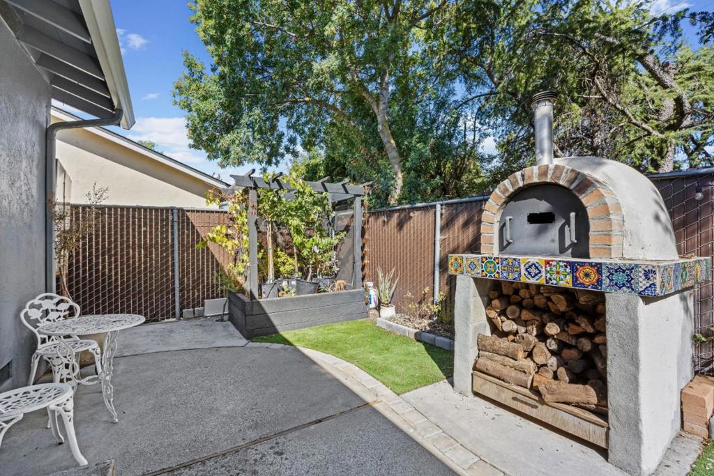 ML82060674 Property Photo 35