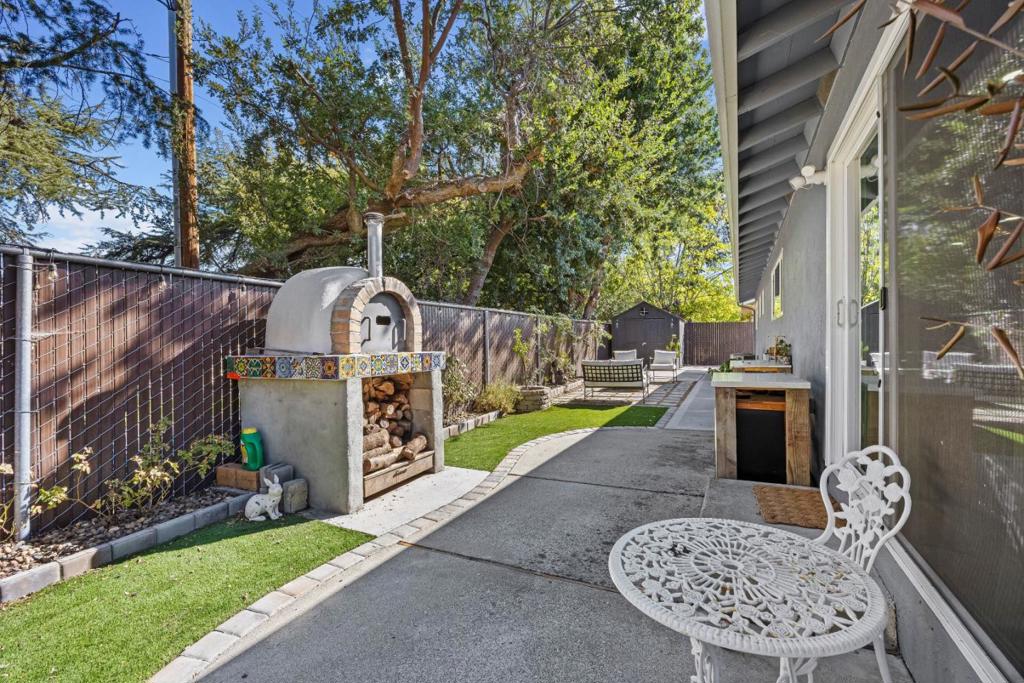 ML82060674 Property Photo 36