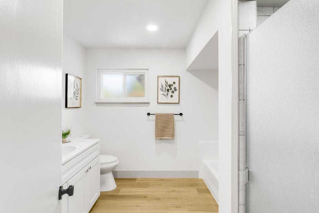 421 Manchester Avenue Property Photo 15