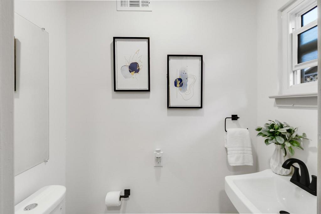 421 Manchester Avenue Property Photo 18