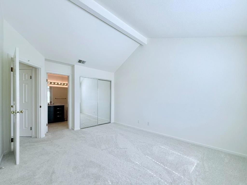 106 Sunnyhills Court Property Photo 11