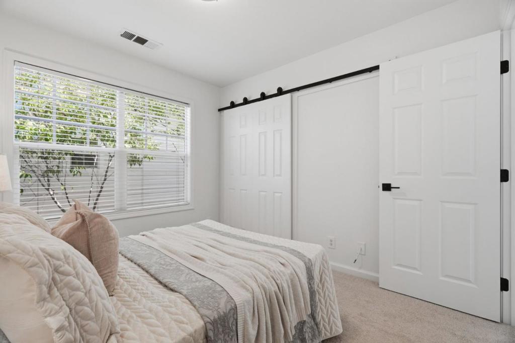 705 Mariposa Avenue Property Photo 35
