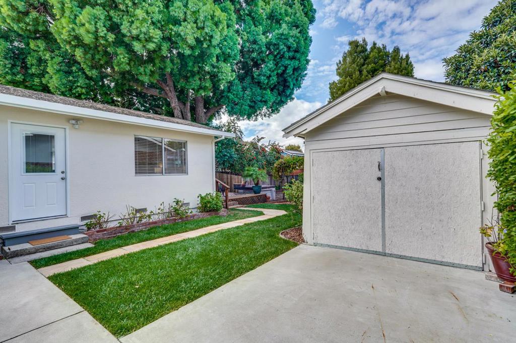 1495 Martin Avenue Property Photo 42