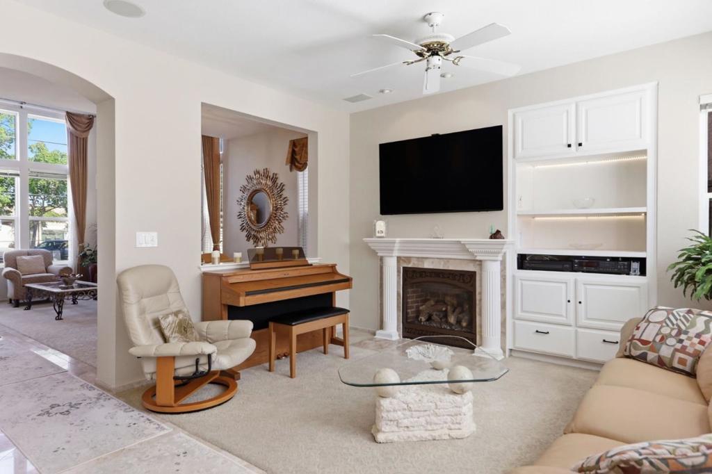 102 Triana Way Property Photo 11