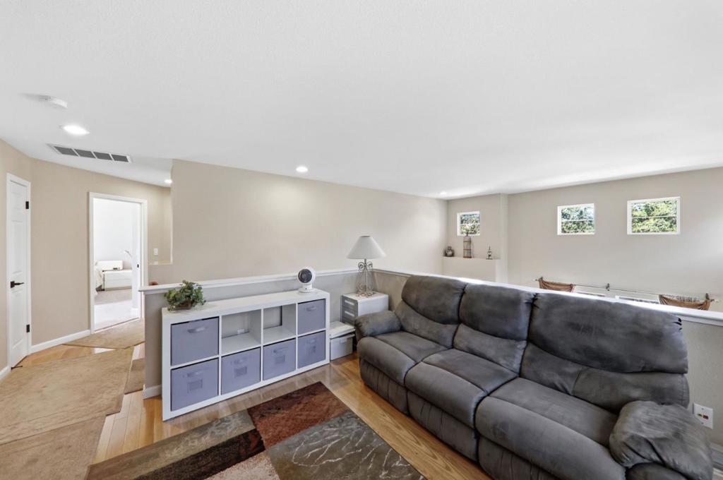 102 Triana Way Property Photo 30
