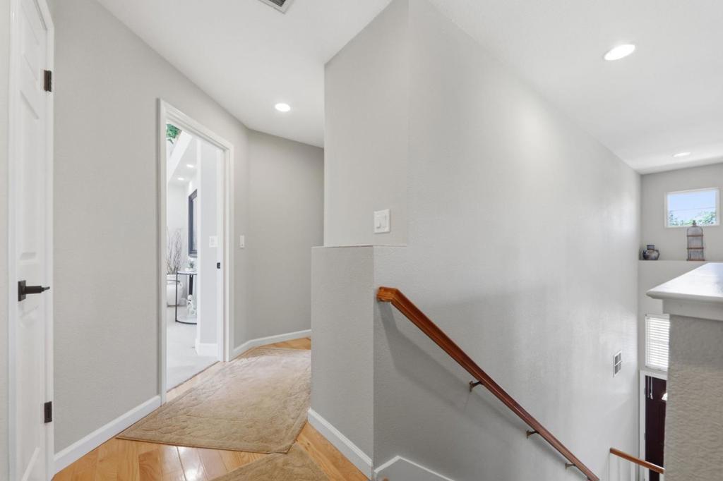 102 Triana Way Property Photo 33
