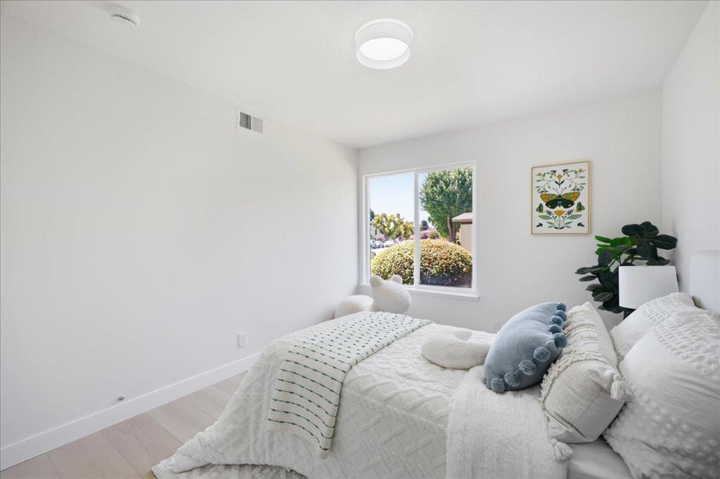 2298 Meadowgate Way Property Photo 31
