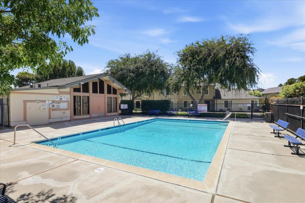 2298 Meadowgate Way Property Photo 46