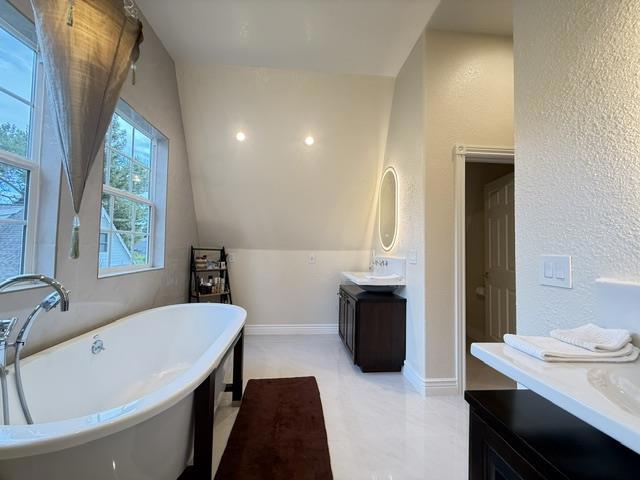 2720 Miranda Avenue Property Photo 39