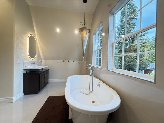 2720 Miranda Avenue Property Photo 40