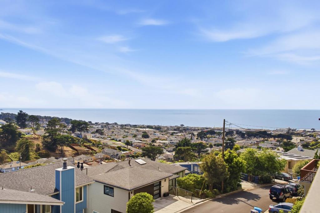 613 Farallon Avenue Property Photo 15