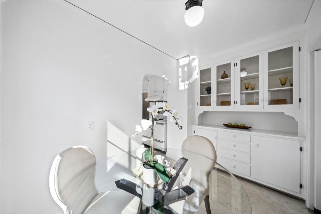 326 Hudson Street Property Photo 21