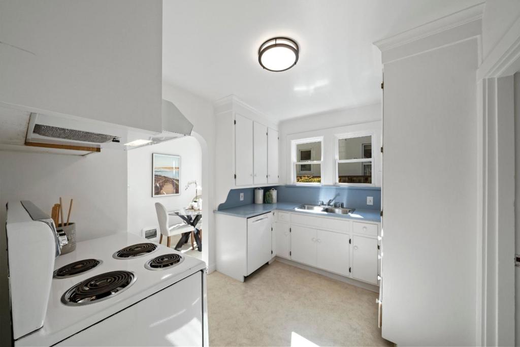 326 Hudson Street Property Photo 27