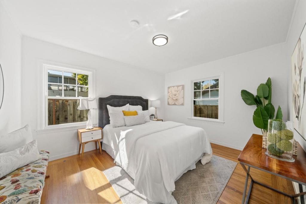 326 Hudson Street Property Photo 32