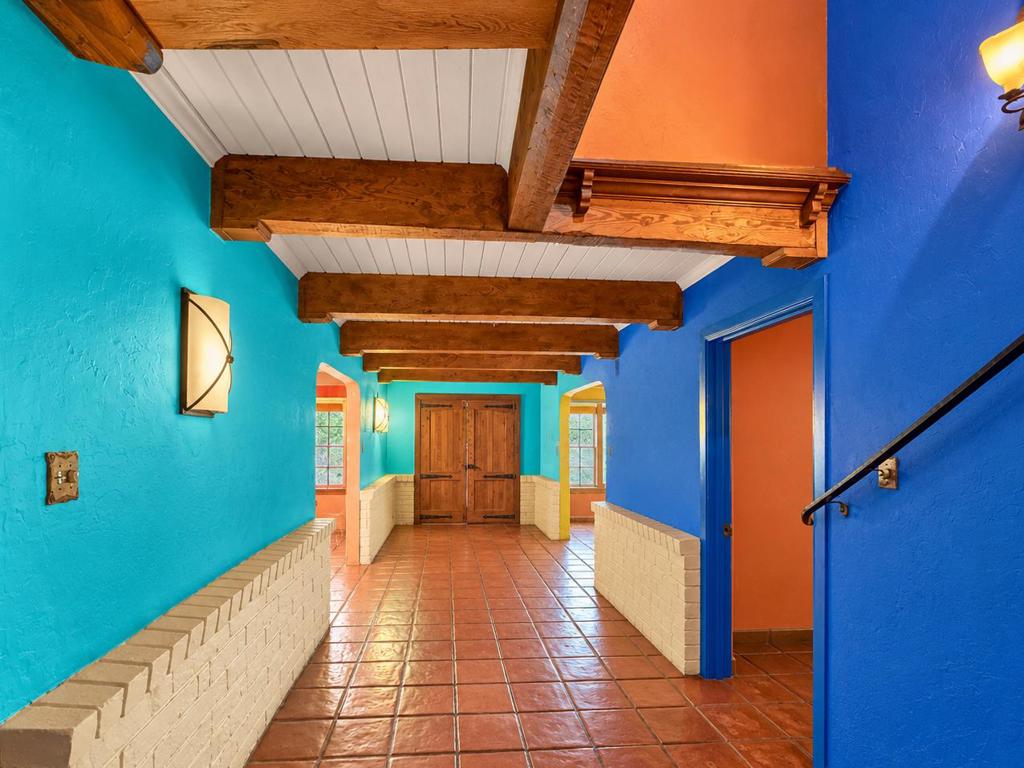 10 Joaquin Road Property Photo 16