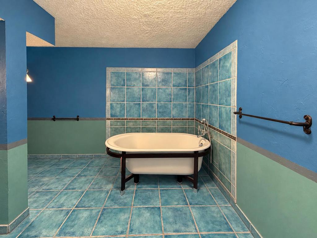 10 Joaquin Road Property Photo 26