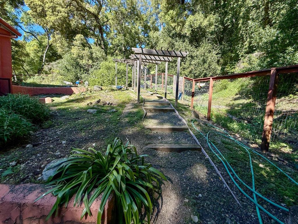 10 Joaquin Road Property Photo 33
