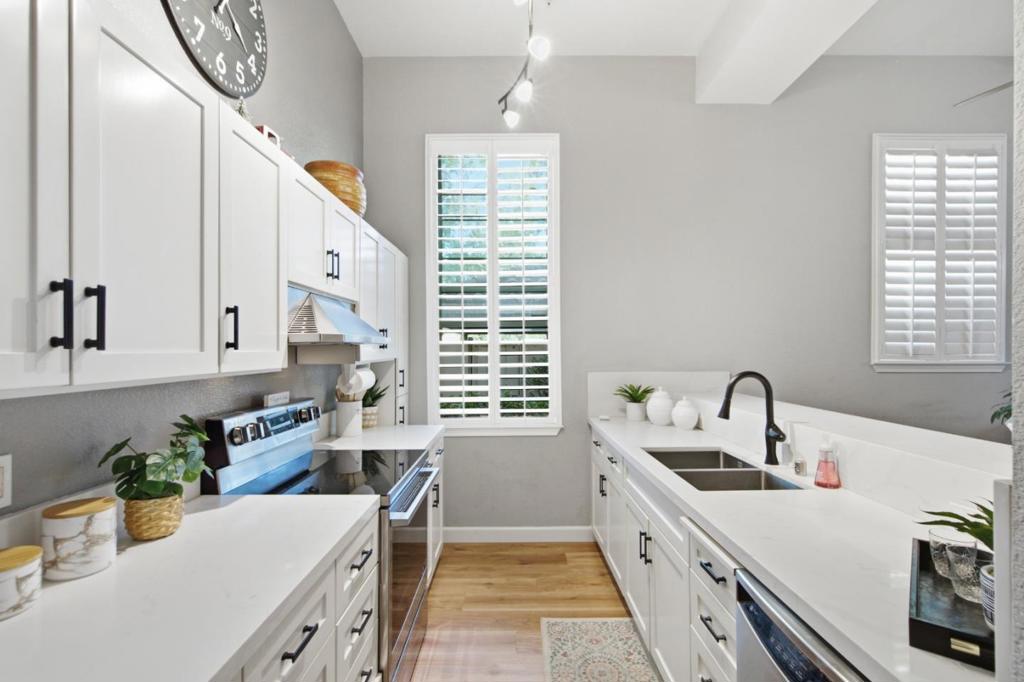 516 Martha Street 117 Property Photo 6