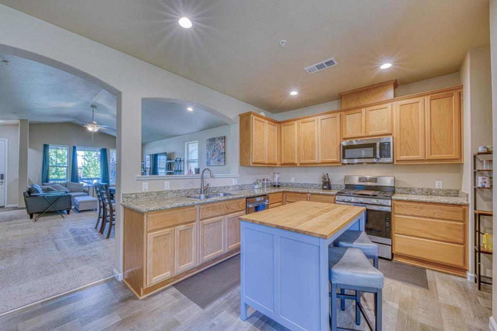 675 Lewis Street Property Photo 11