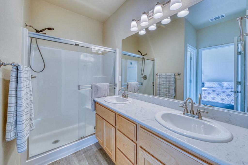 675 Lewis Street Property Photo 18