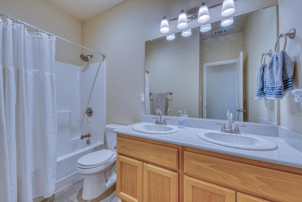 675 Lewis Street Property Photo 27