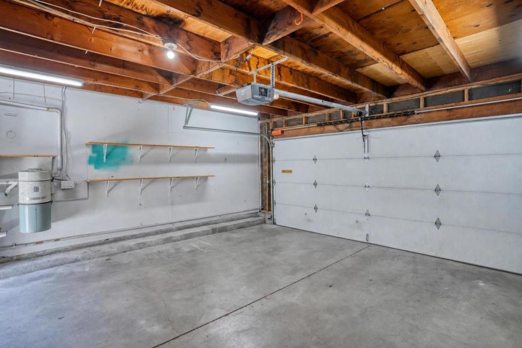 803 Beaver Creek Way Property Photo 35