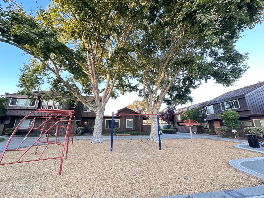 803 Beaver Creek Way Property Photo 45