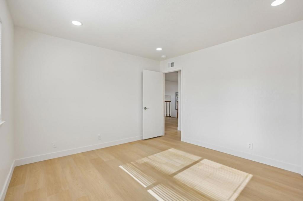 3405 Cedardale Drive Property Photo 32