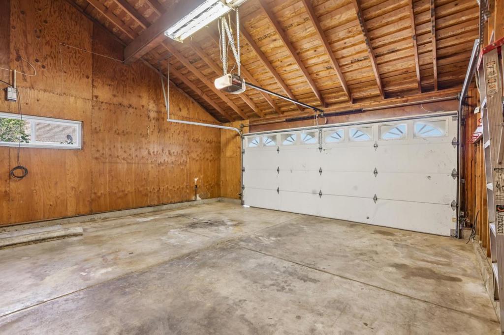 3405 Cedardale Drive Property Photo 48