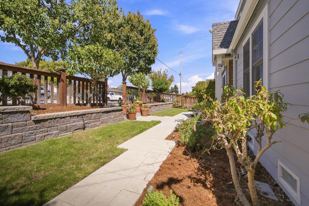 1035 Chadbourne Avenue Property Photo 6