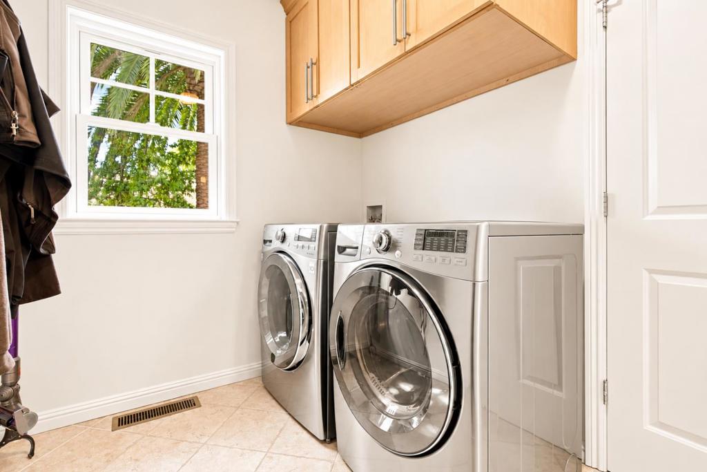 1035 Chadbourne Avenue Property Photo 41