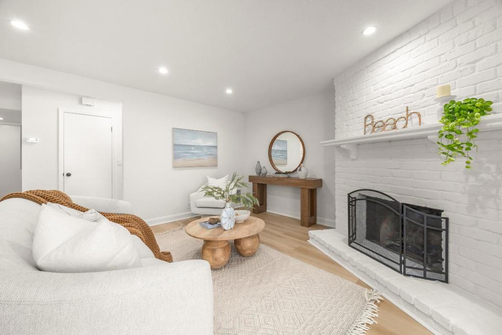 574 Spinnaker Court Property Photo 11
