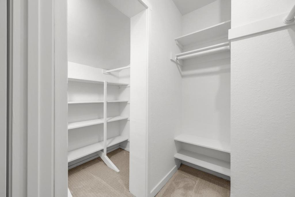 574 Spinnaker Court Property Photo 26