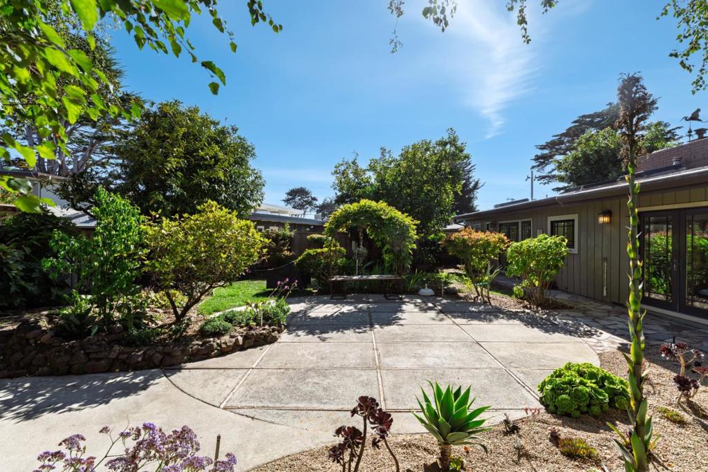 505 Bayview Drive Property Photo 41