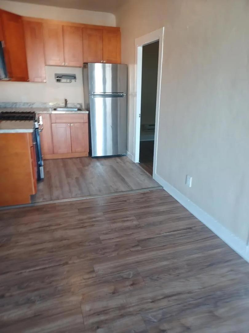 1365 Vine Street Property Photo 5