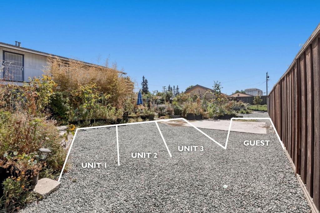 1365 Vine Street Property Photo 13