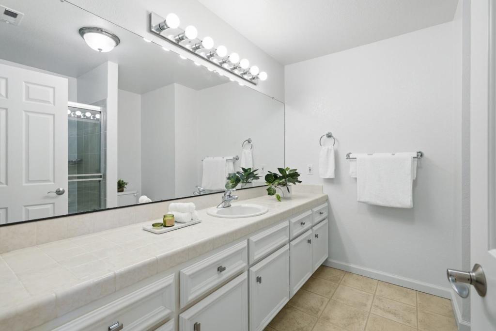 537 E Mc Kinley Avenue B Property Photo 33