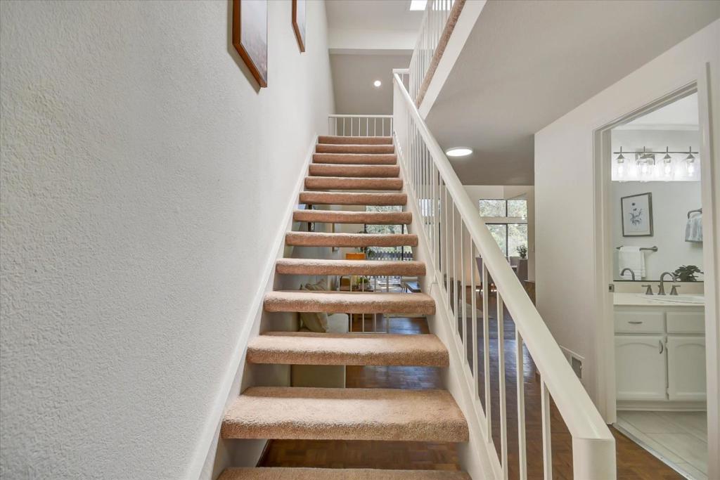 1665 Toyon Court Property Photo 26