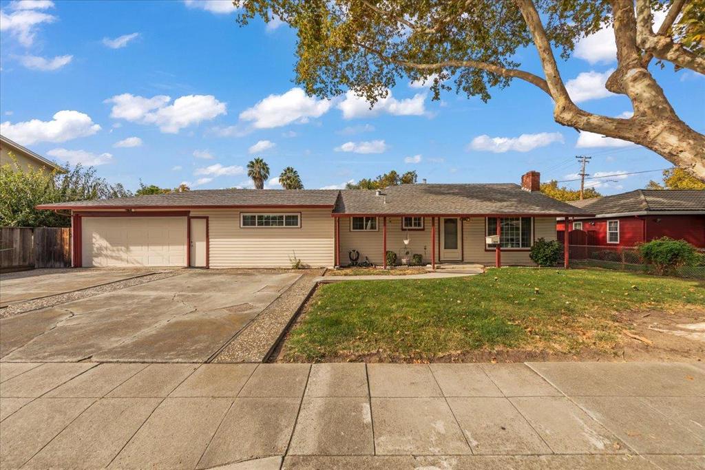 3191 El Sobrante Street Property Photo