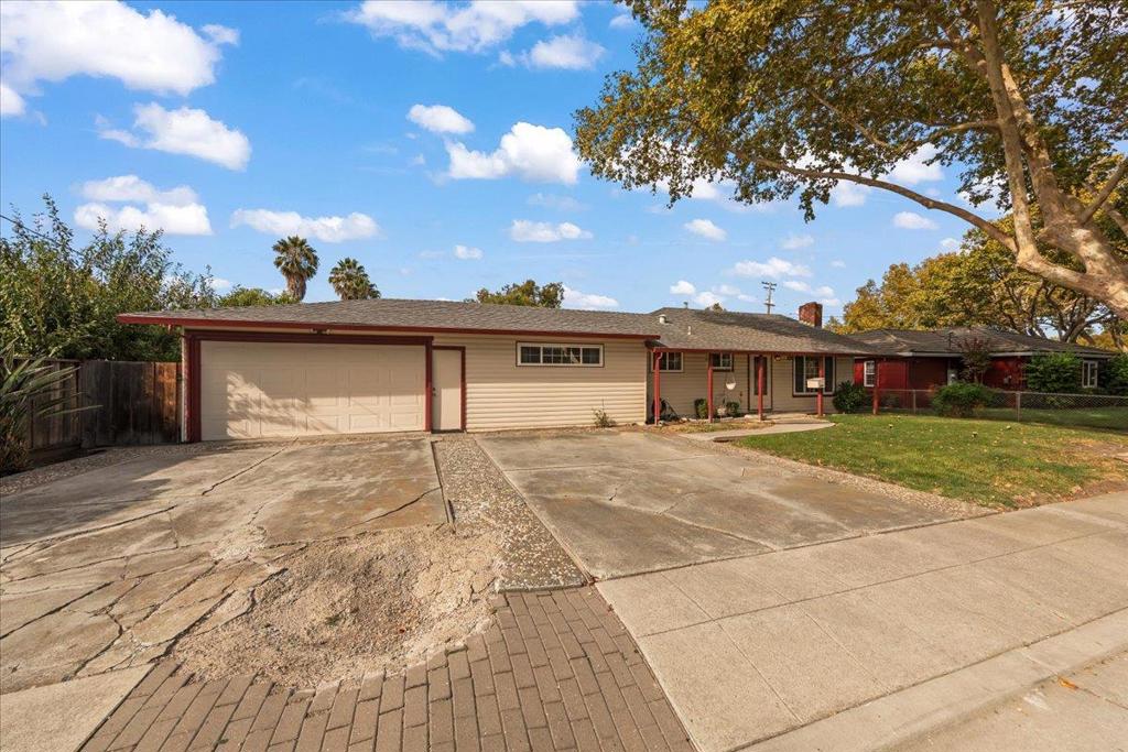 3191 El Sobrante Street Property Photo 3